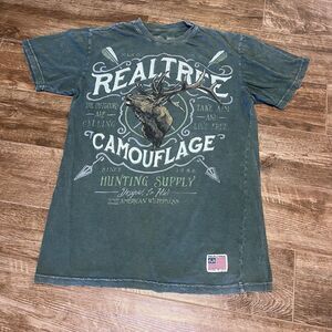 Affliction T-Shirt Realtree Camo Mens Size Medium Green Short Sleeve Y2K USA